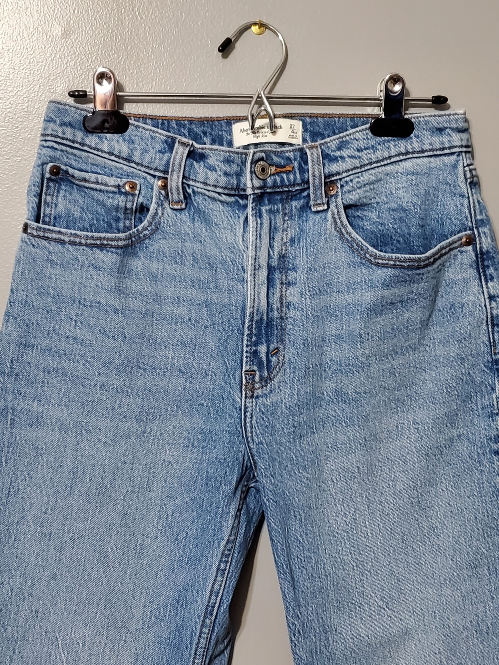 Abercrombie 90s Relaxed High Rise Stone Wash Denim Jeans Raw Hem Women's Sz 27 - Picture 2 of 8